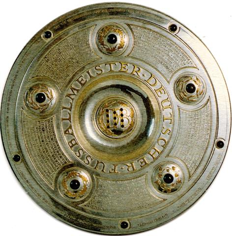 achim ver-ni ahlers werder 3b (rund215-meisterschale)